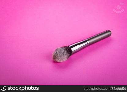 Brush for applying cosmetic make-up
