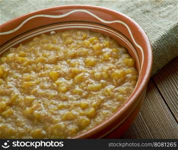 Bryja . Slush - a rare porridge or zacierka, dish characteristic of the ancient Germans, Celts and Slavs drawn up on the basis of overcooked beans or porridge,