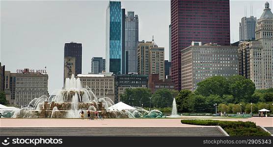 Buckingham fountain in Millennium Park, Lakefront Trail, Chicago, Cook County, Illinois, USA