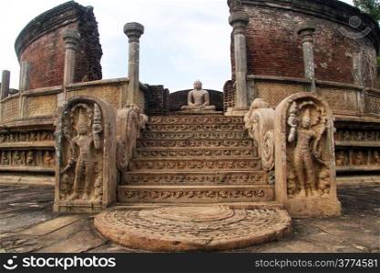 Buddha in vatadage in Polonnaruwa, Sri Lanka