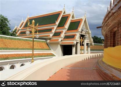 Buddhist temple and stupa Chedi Phra Pathom in Thailand