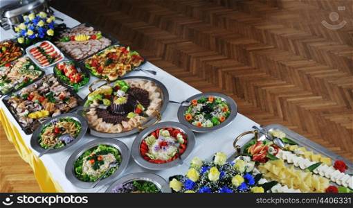 buffet catering food arangement on table