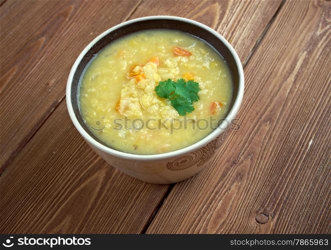 Bugdayli mercimek corbasi - Turkish Farro Lentil Soup