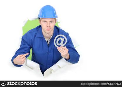 Builder promoting e-mail address