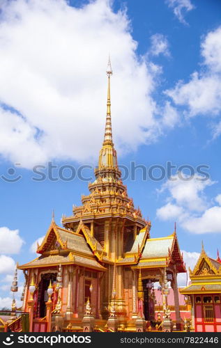 Building. Construction of Thai identity. To arrange a funeral for the family class.&#xA;