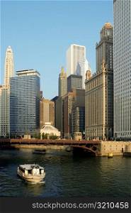 Buildings along a river, Chicago River, Chicago, Illinois, USA