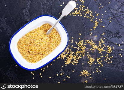 bulgur in bowl, raw bulgur, diet food