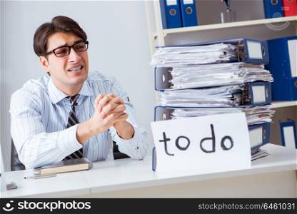 Businessman failing to deliver his to-do list