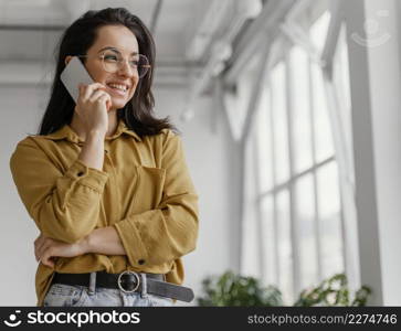 businesswoman talking her smartphone