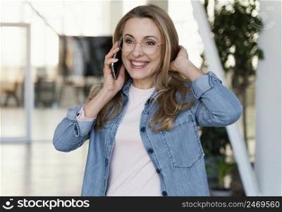businesswoman talking phone