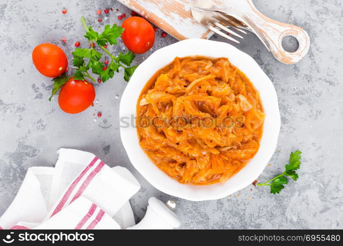 Cabbage stew. Cabbage braised in tomato sauce