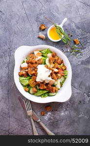 caesar salad, salad with grilled chicken on plate