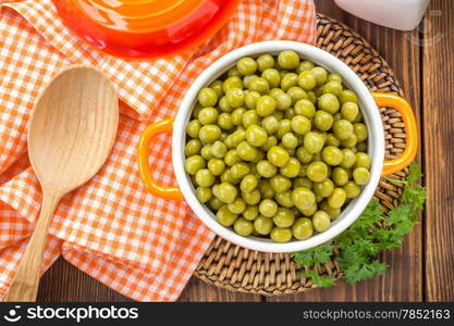 Canned peas