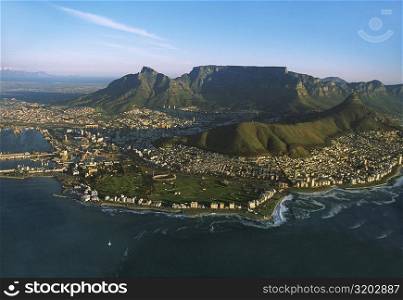 Capetown, Lion&acute;s Head and Table Mountain, South Africa
