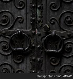 Carvings on exterior door of a building in Manhattan, New York City, U.S.A.