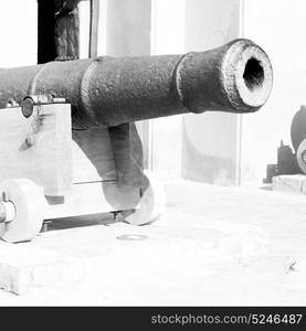 castle and cannon near the wall in oman muscat the old