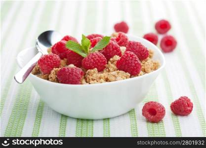 cereal with fresh raspberry