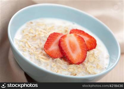 cereal with fresh strawberry