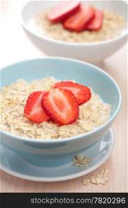 cereal with fresh strawberry