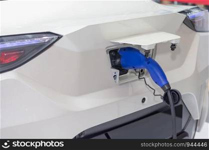 Charging an electric car battery