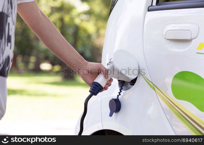 Charging battery of an electric car