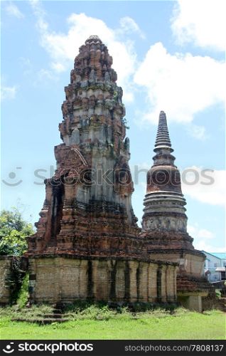 Chedi in Wat Phra Sri Rattana Mahathat, Lop Buri, Thailand