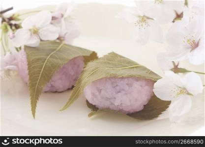 Cherry blossom rice cake