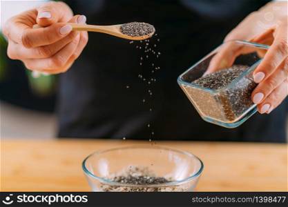 Chia Seeds, superfood rich in fats, proteins, minerals, vitamins and dietary fibers. Superfoods ? Making oatmeal with Oats and chia seeds