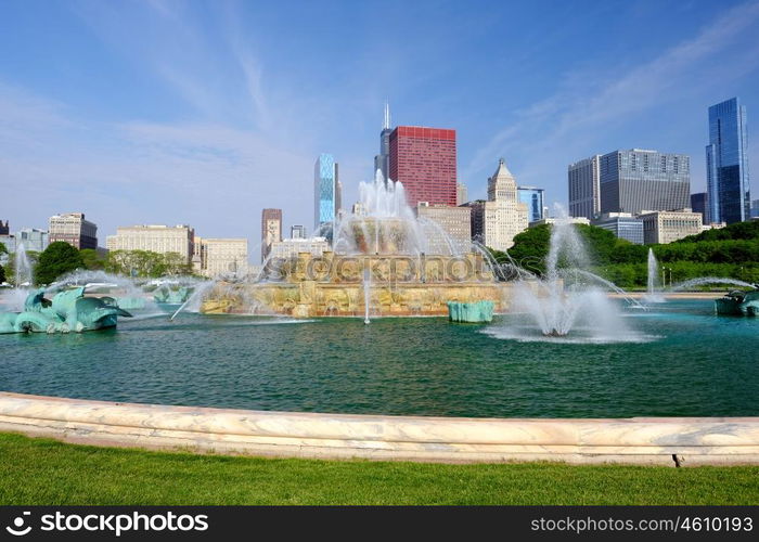 Chicago skyline and Buckingham Fountain in the morning. No brand names or copyright objects.