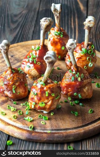 Chicken drumsticks in barbecue sauce