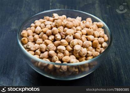 chickpeas on glass bowl