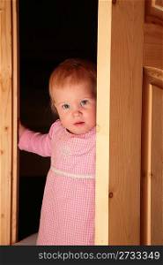 child in the door