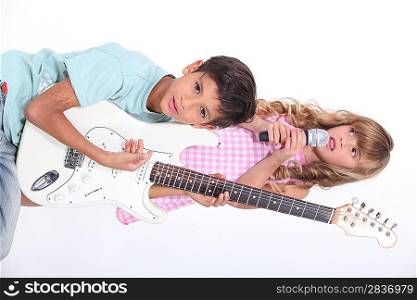Children&acute;s musical group