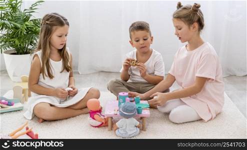 children playing birthday game 2