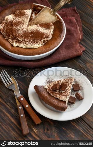 Chocolate pie with mascarpone cream
