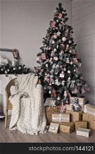 Christmas tree with festive toys.. Christmas tree with Christmas toys 9316.