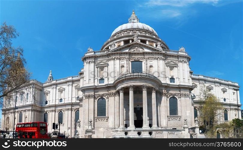 Christopher Wrens St Pauls Cathedral in London