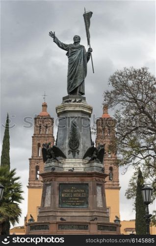 Church and the Statue of Hidalgo, Centro, Dolores Hidalgo, Guanajuato, Mexico