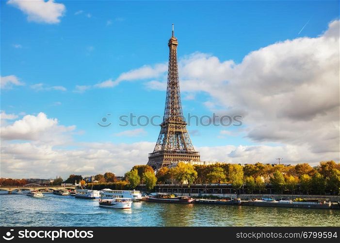 Cityscape of Paris with the Eiffel tower on a sunny day