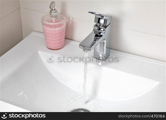 Clean Wash basin. Washbasin