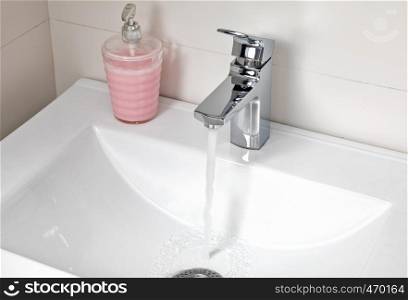 Clean Wash basin. Washbasin