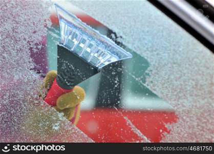 cleaning car windows from ice