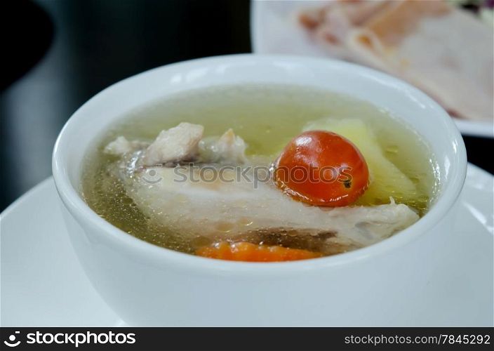clear soup with chicken and vegetables