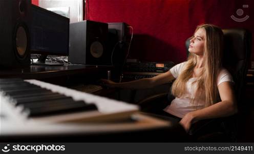 close up keyboard blurred woman studio