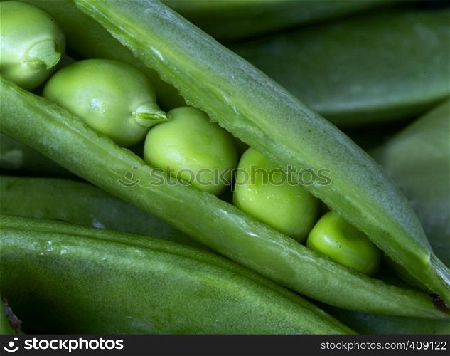 Close Up Peas pod green vegetable macro angle