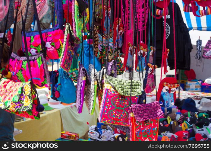 cloth bags with many colors and shapes