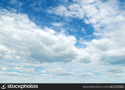 clouds in the blue sky