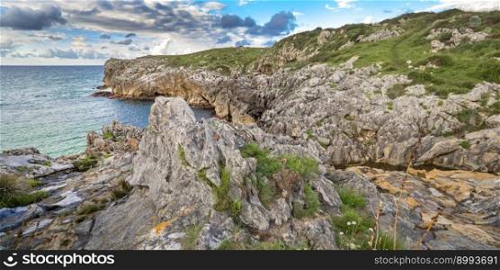 Coastline and Cliffs, Cantabrian Sea, Buelna, Llanes, Asturias, Spain, Europe