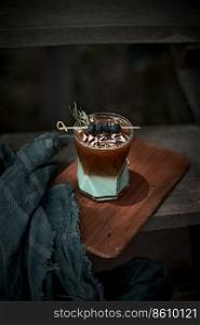 cold milk with mint syrup added topped with hot espresso
. mint syrup added topped with hot espresso
