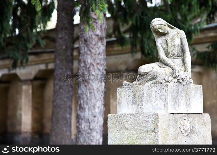 Collection of the most beautiful and moving architectures examples in European cemetaries